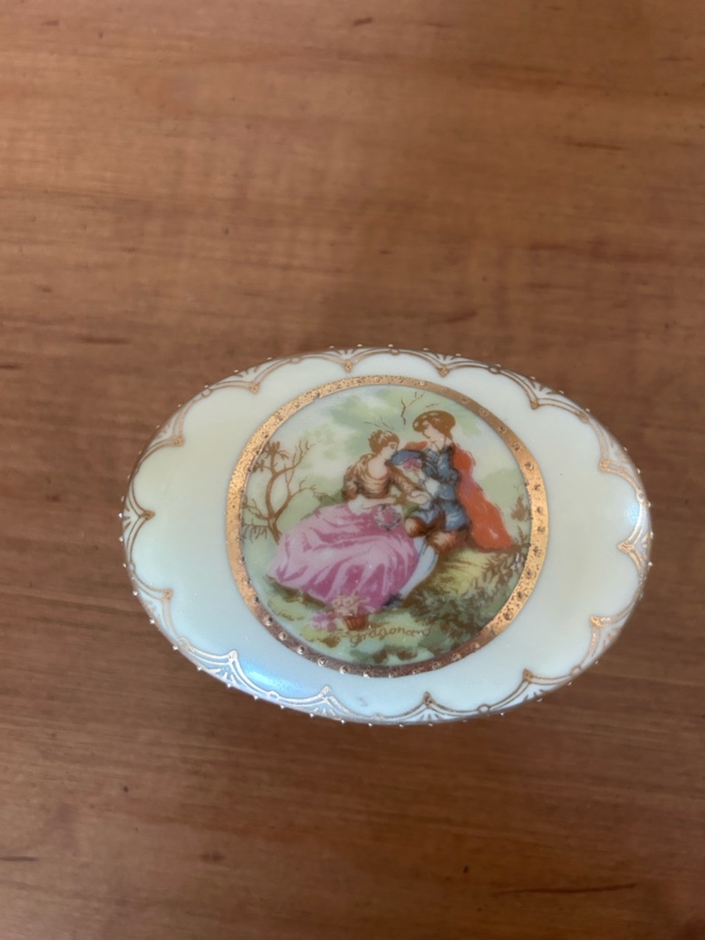 Vintage Meissen Porcelain Trinket Box with Romantic Scene - White and Gold